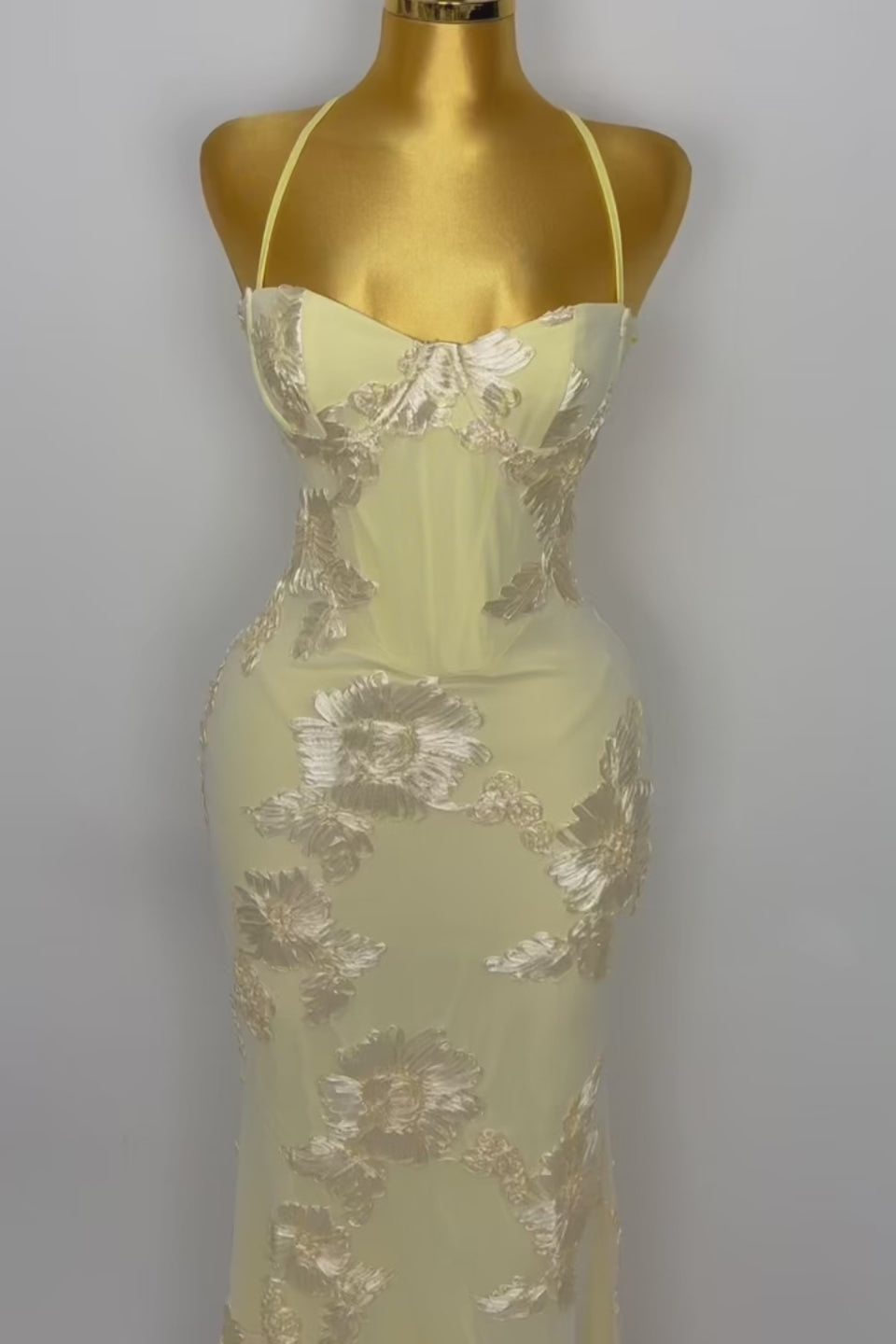 Cream 3D Floral Fishtail Gown