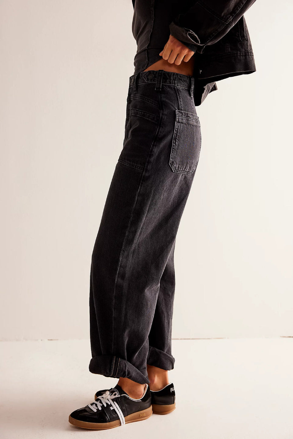 Black Cargo Wide Jeans